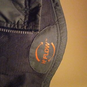 Helly Hansen lightweight tech jacket/windbreaker. Very good condition!